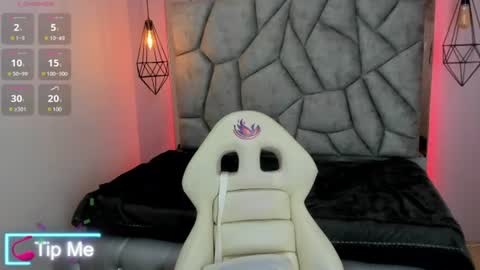 addy__02 online show from June 11, 12:32 am