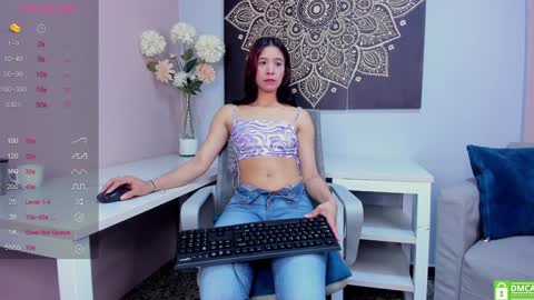 Snapshot of adelaa_11 chatting on January 10, 1:41 pm Adela Worsth online show from January 10, 1:41 pm