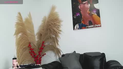 adelamorales online show from December 30, 9:19 pm