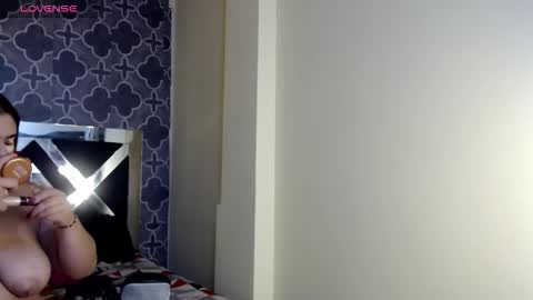 adele cruzz online show from January 12, 10:59 pm