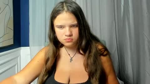 adelecruzz online show from June 26, 12:17 pm