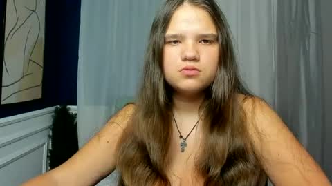 adelecruzz online show from June 19, 11:57 am