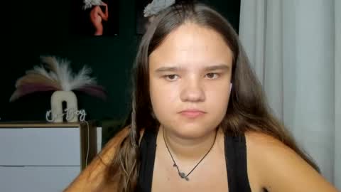 adelecruzz online show from July 2, 12:11 pm