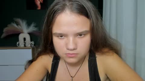 adelecruzz online show from July 3, 12:22 pm
