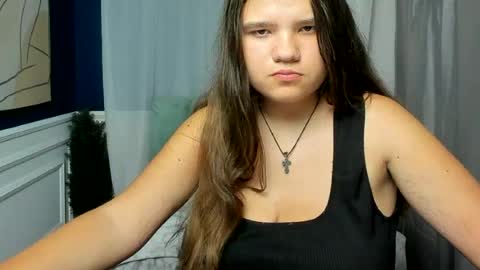 adelecruzz online show from June 22, 12:02 pm