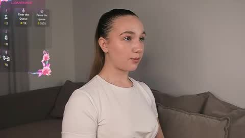 adelexx_zll online show from May 16, 7:13 pm