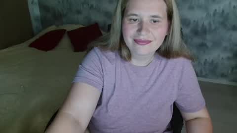 adelinalawson online show from July 21, 3:35 pm
