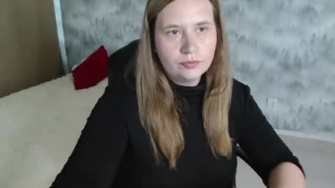 adelinalawson online show from July 11, 9:53 am