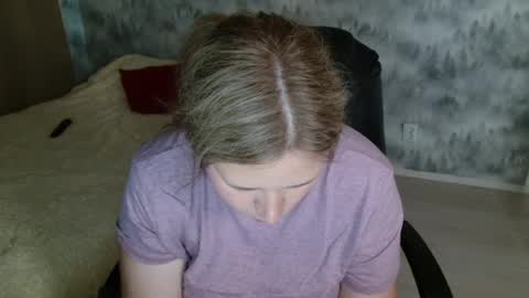 adelinalawson online show from July 18, 12:18 pm
