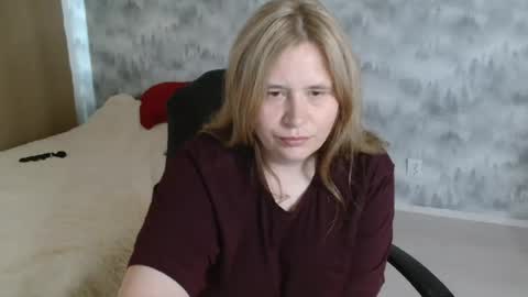 adelinalawson online show from July 24, 10:24 am