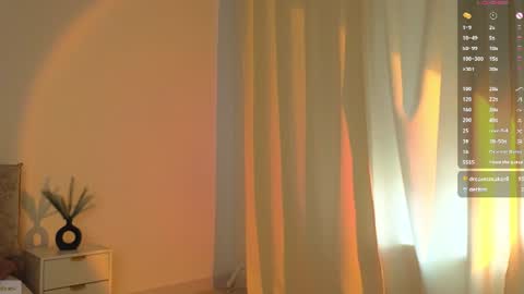 Selestia online show from July 23, 1:19 pm