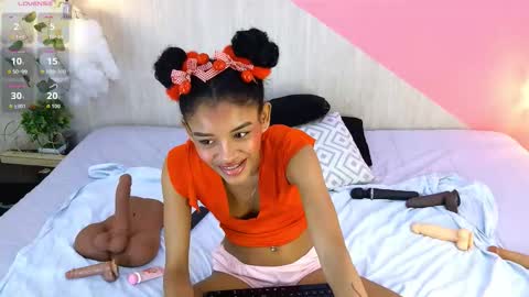 adisson_petite1 online show from February 24, 7:56 pm