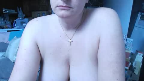 adorable22 online show from February 25, 4:57 pm