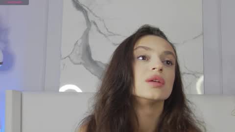 adoracortes online show from September 16, 5:59 am