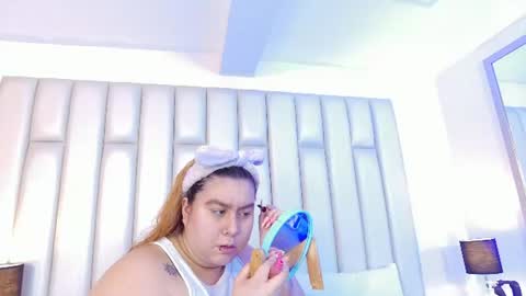 ANDREA PEREZ online show from July 28, 7:39 pm