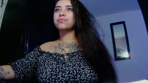     online show from November 21, 7:32 am