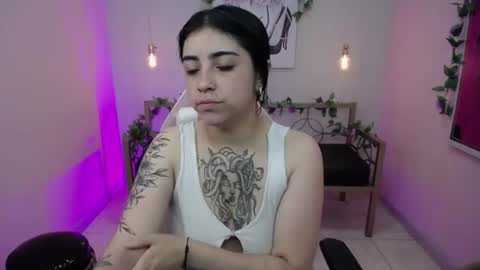 Adri  online show from June 30, 1:21 pm