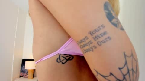 Adriana online show from October 5, 1:16 pm