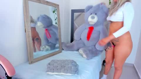 Adriana online show from January 24, 10:51 pm