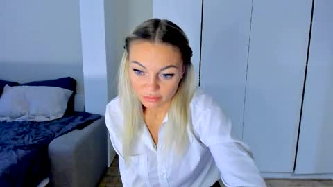 Adriana online show from May 8, 12:52 pm