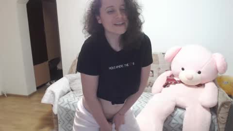 adriana online show from December 8, 1:47 pm