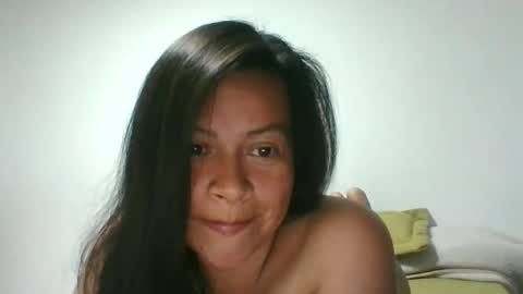 adrianagogo18 online show from February 20, 2:40 am