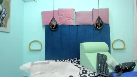 adriana online show from May 8, 12:47 am