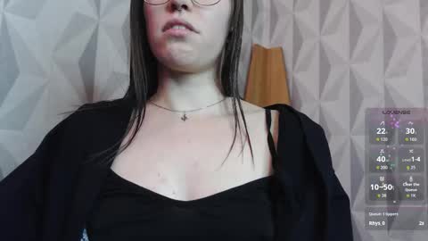 Snapshot of aelita_night chatting on October 3, 7:52 pm aelita_night online show from October 3, 7:52 pm