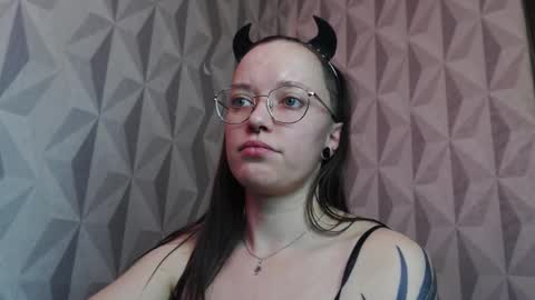 Snapshot of aelita_night chatting on September 29, 7:52 pm aelita_night online show from September 29, 7:52 pm