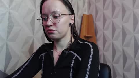 Snapshot of aelita_night chatting on September 24, 5:56 pm aelita_night online show from September 24, 5:56 pm