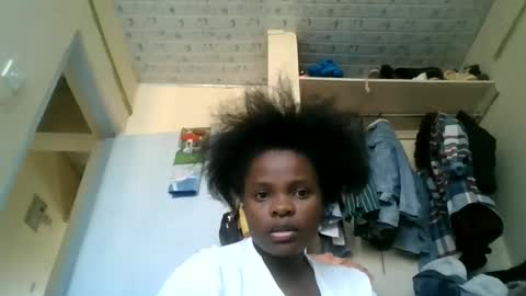 africanwoman2 online show from March 15, 12:29 pm