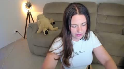 ALY online show from June 16, 10:44 pm