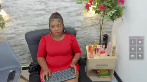 Snapshot of afrodita_de_amor chatting on October 10, 11:59 am Vr. online show from October 10, 11:59 am
