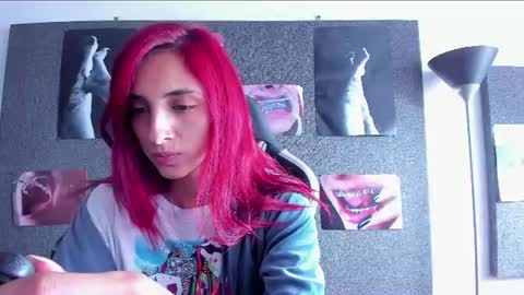 Agata Collinss online show from June 18, 7:52 pm
