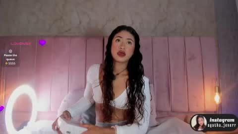 agatha_jener online show from May 1, 11:35 am