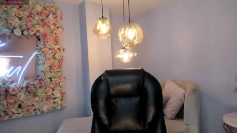 Agatha online show from February 9, 9:28 pm