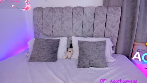 Agatha Owens online show from June 12, 3:03 am