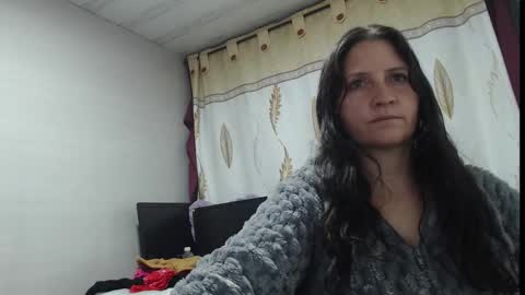 Snapshot of agel_sw1 chatting on October 2, 12:15 am Angel online show from October 2, 12:15 am
