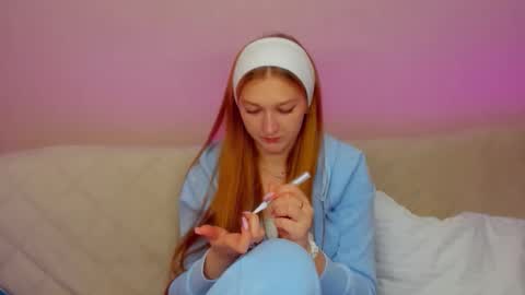 AgnesArden online show from November 6, 2:01 pm