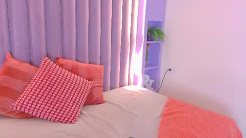 AHSLY online show from June 10, 9:35 pm