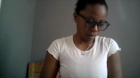 Aicha boobs online show from July 31, 8:26 am