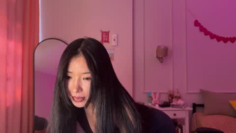 Aime  online show from March 20, 7:13 am