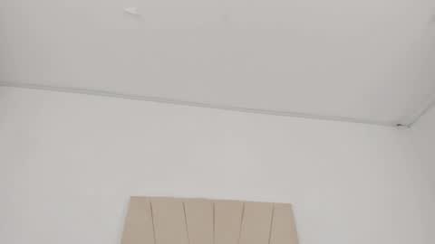 Ainoa  online show from November 5, 7:52 pm