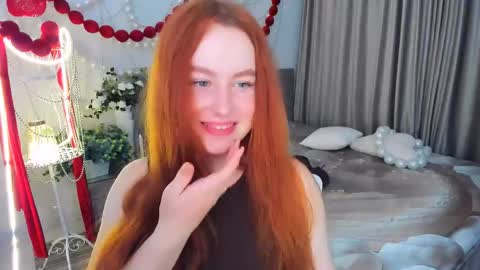 Louise online show from May 11, 2:35 am