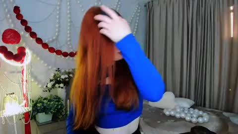 Louise online show from April 29, 2:37 am