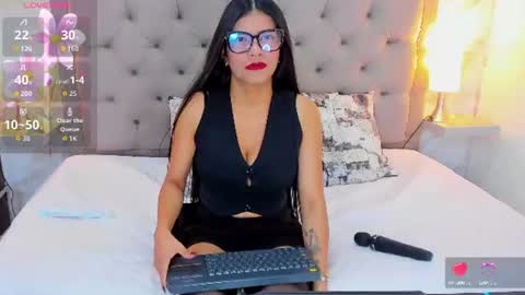 aisha__cambell online show from July 2, 12:33 pm