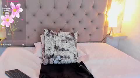 aisha__cambell online show from July 3, 12:44 pm