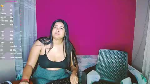 aisha_stacey0410 online show from February 18, 3:10 am