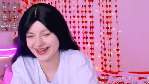 Aisha online show from February 12, 9:00 am