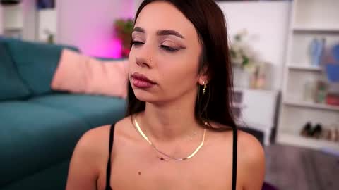 Aisha online show from November 15, 10:38 am